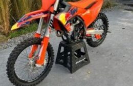 Crossmotor gestolen in De Wilp