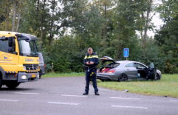 Auto en vrachtwagen botsen op N388