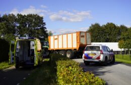 Brommer botst met tractor in Haule Video