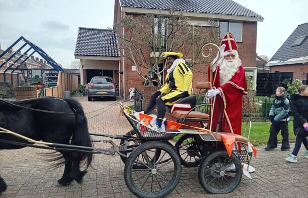 Sinterklaas aangekomen in Marum